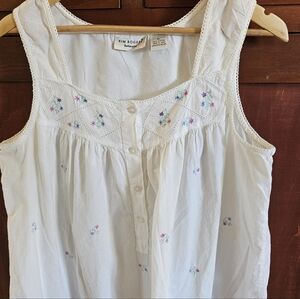 Kim Rogers White Embroidered Sleeveless Nightgown